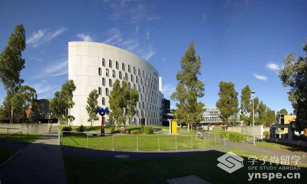 西悉尼大学