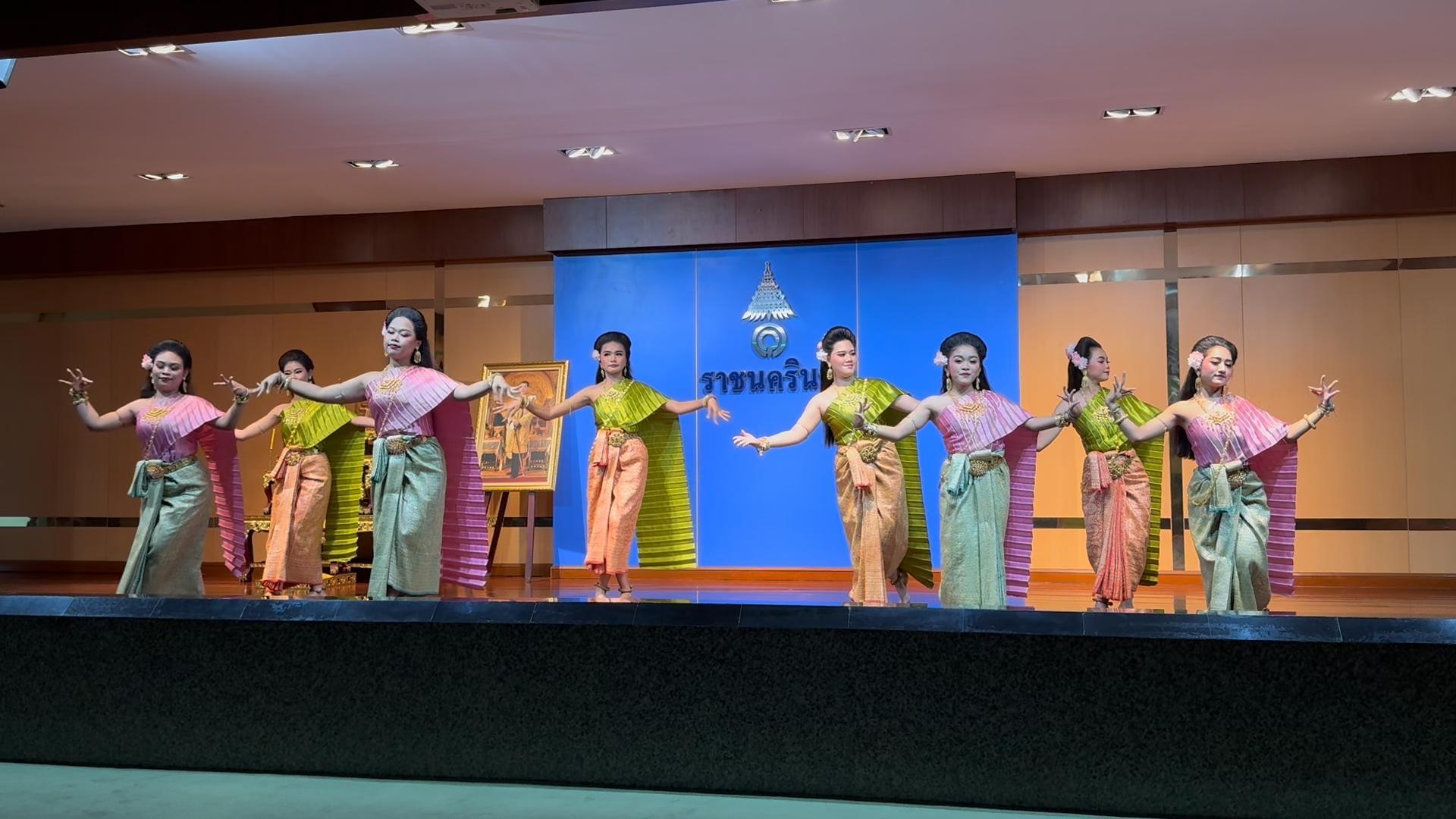 VRU开学典礼表演