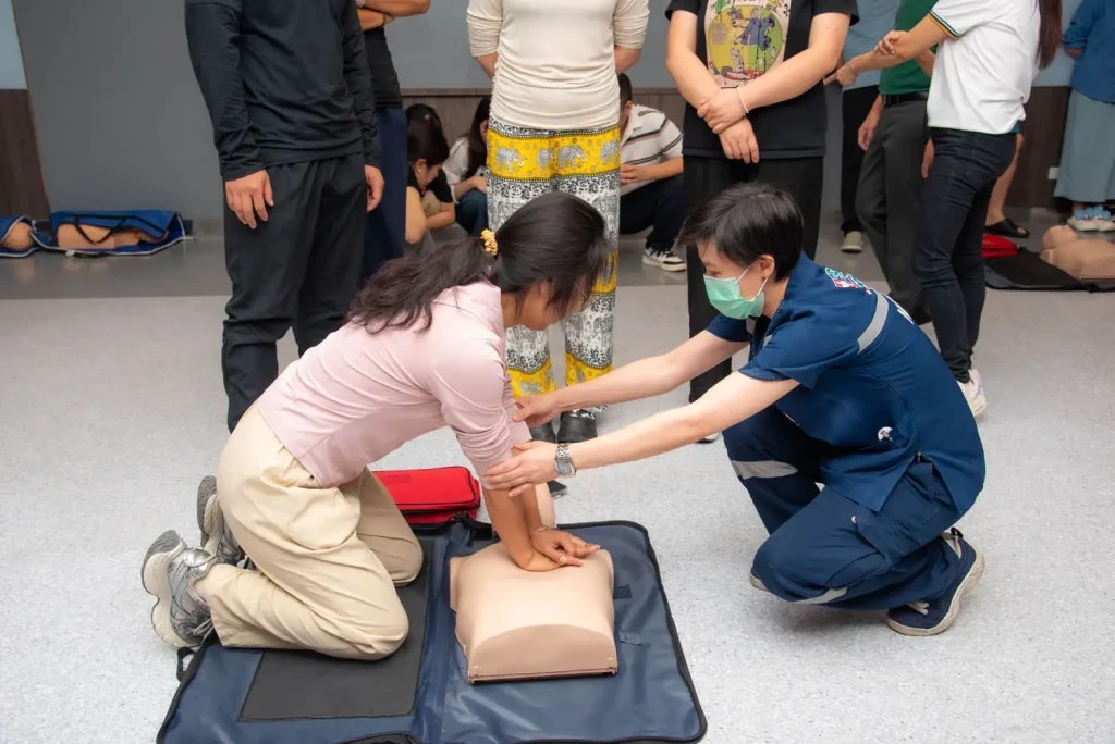 Basic-First-Aid-9-1024x684.jpg